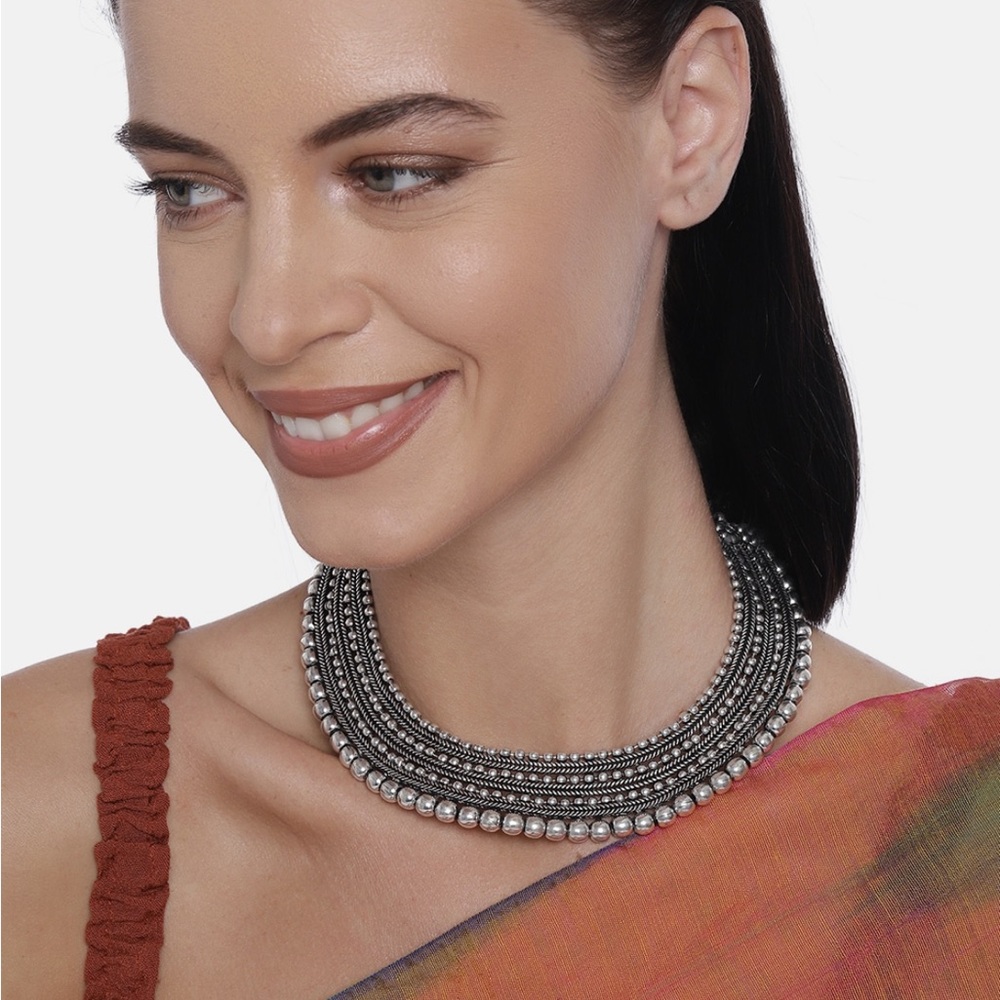Silver-Plated Oxidized Handcrafted Pattern
Work Necklace Indian Pakistani